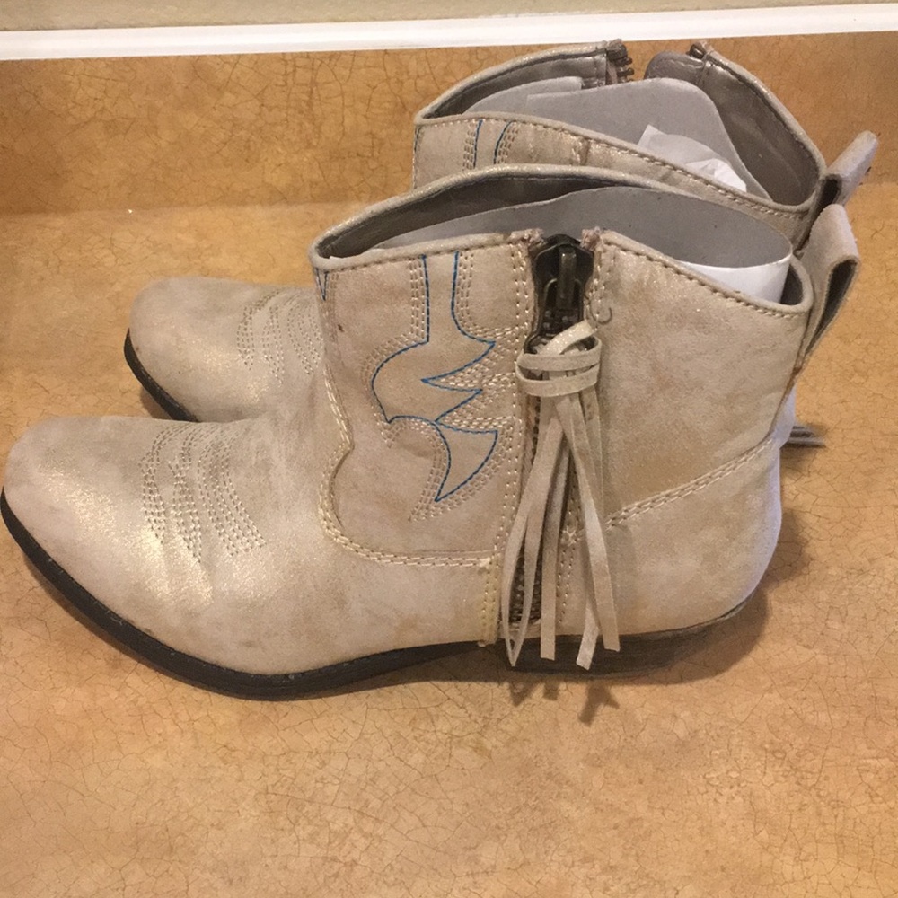 Big Buddha boots!